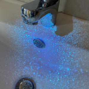 Tracer for contamination simulation - colourless fluorescent - UV BLUE SPRAY